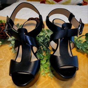 Michael Kors Black Leather Sandal size 8